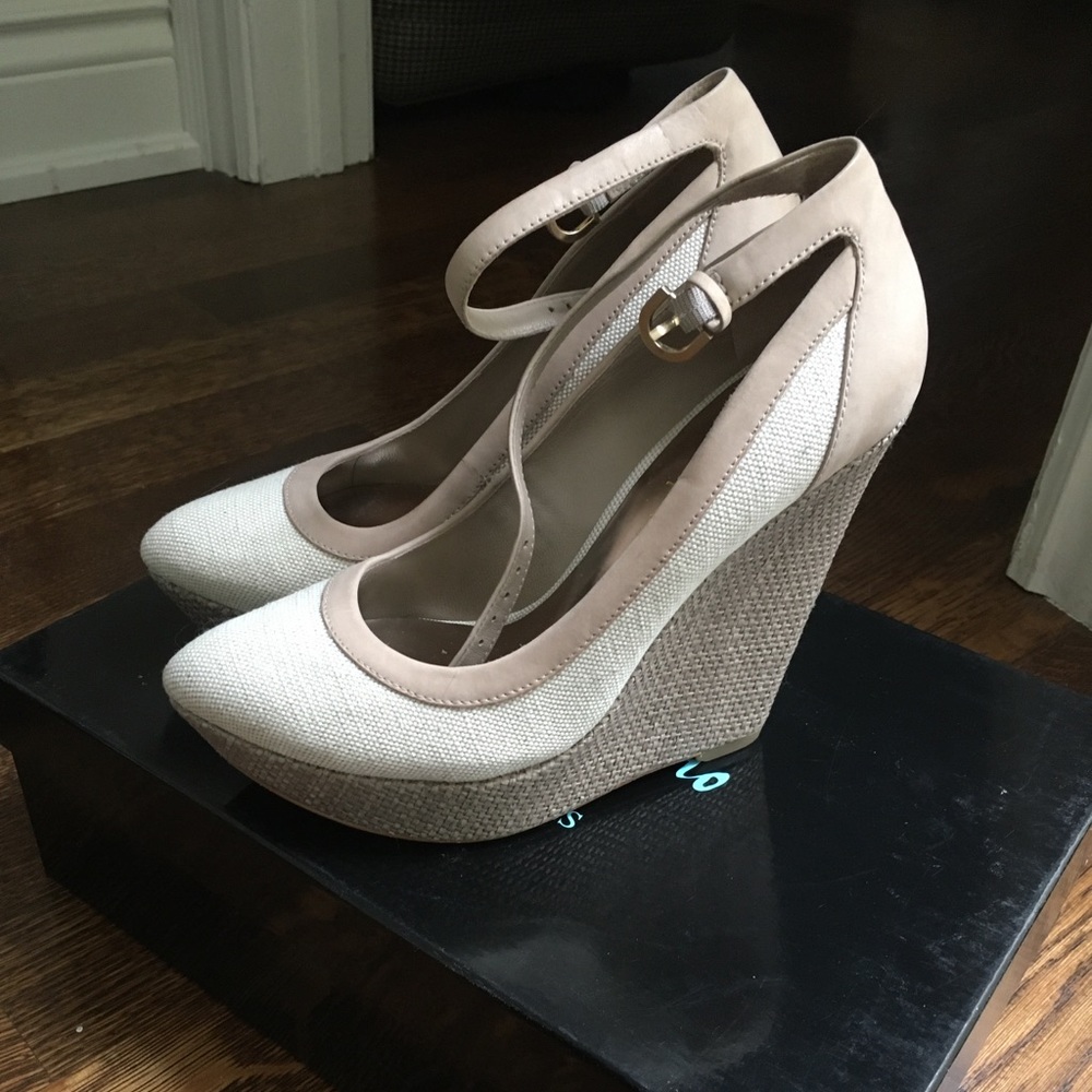 Wedge sandals